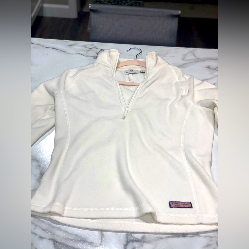 Vineyard Vine Shep Shirt! Worn maybe twice. Small!